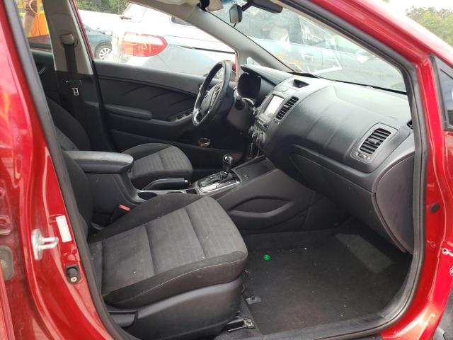 Photo 5 from auction – 2017 KIA FORTE LX with VIN 3KPFL4A77HE041863