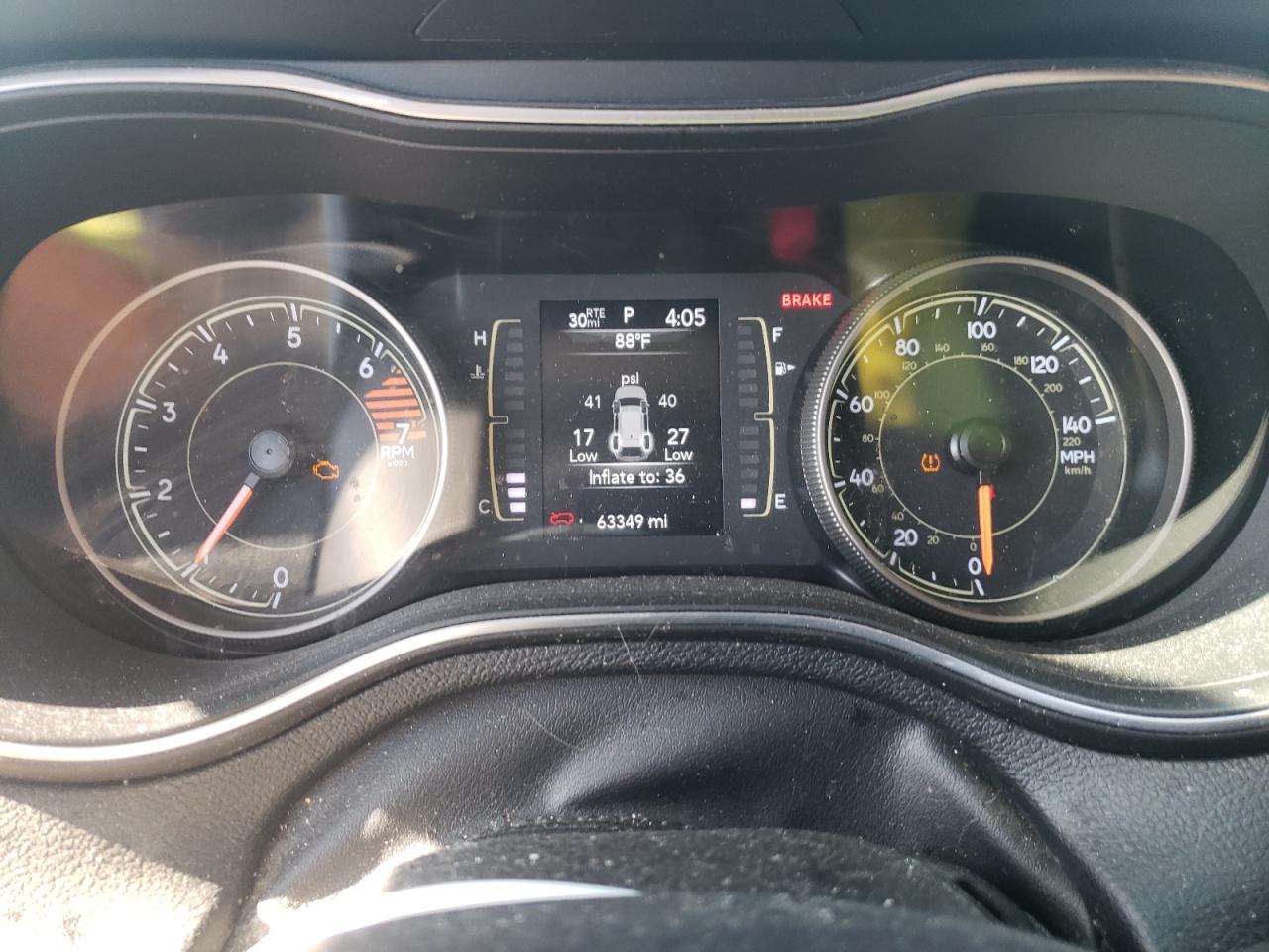 Photo 8 from auction – 2019 JEEP CHEROKEE L with VIN 1C4PJLCB3KD370543