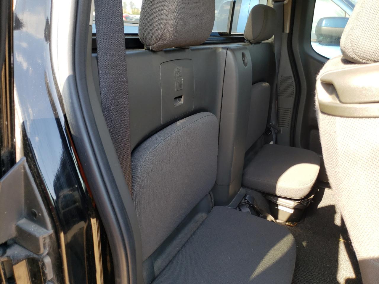 Photo 6 from auction – 2007 NISSAN FRONTIER K with VIN 1N6BD06T27C417513