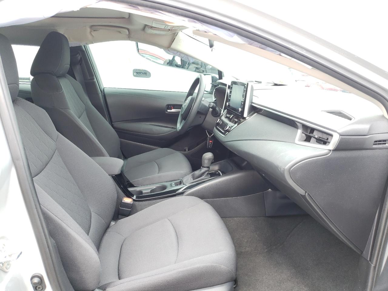 Photo 5 from auction – 2020 TOYOTA COROLLA LE with VIN 5YFHPRAE7LP021919