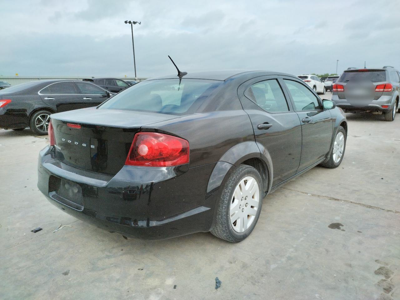 Фото 4 с аукциона – 2013 DODGE AVENGER SE с VIN 1C3CDZAB4DN753257