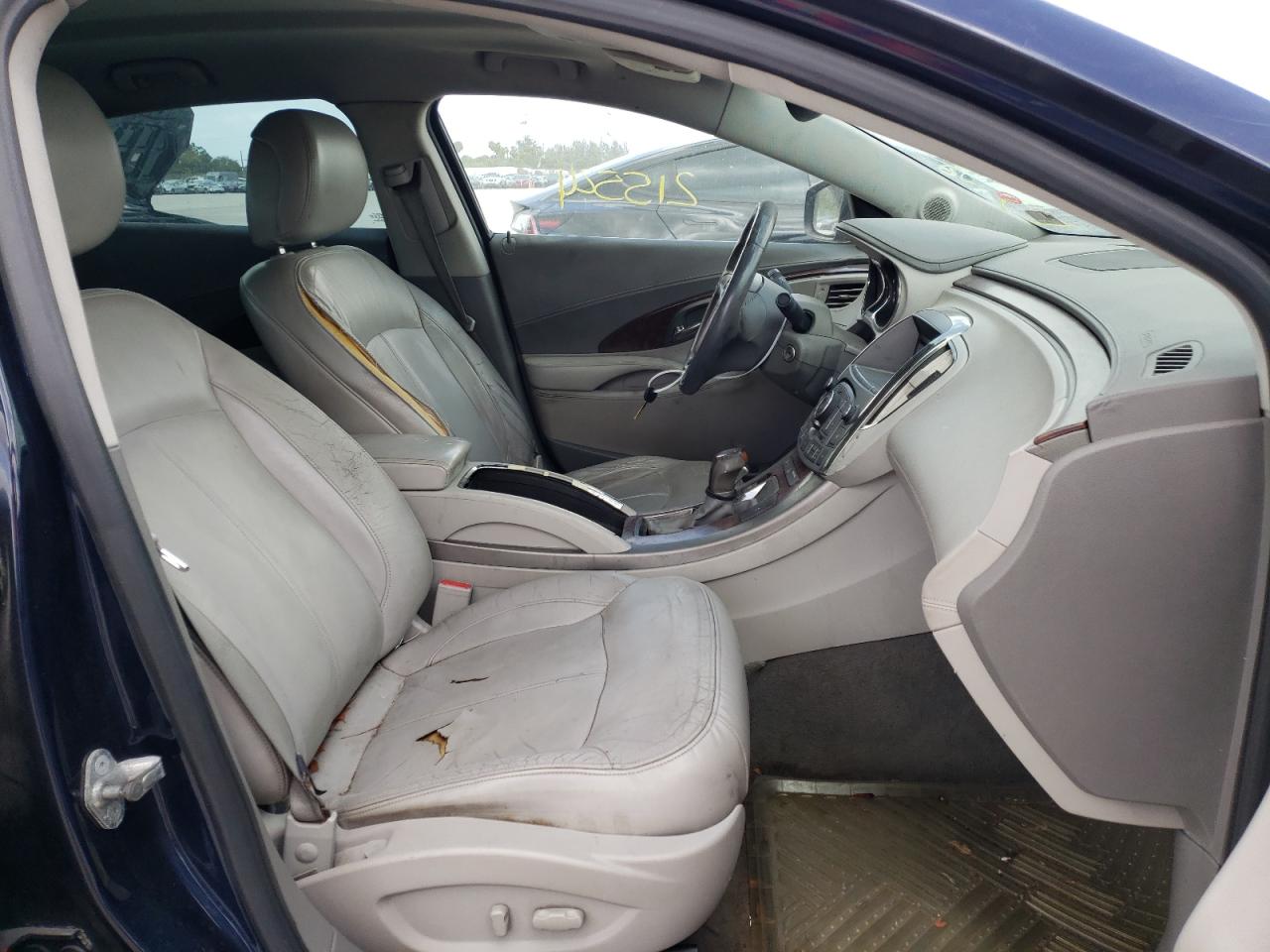 Photo 5 from auction – 2010 BUICK LACROSSE C with VIN 1G4GC5EG4AF121200
