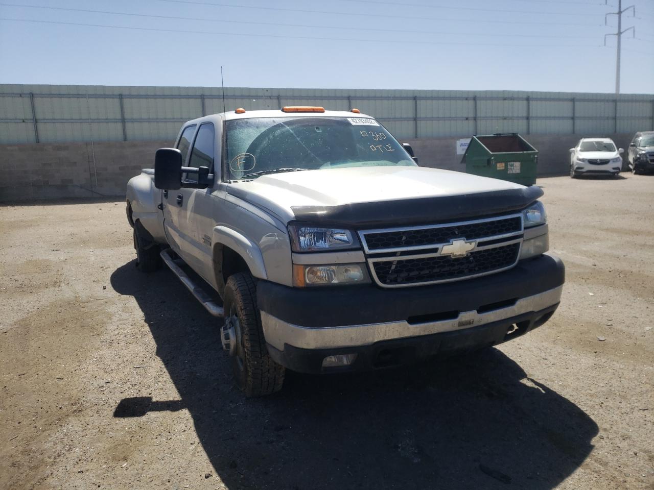 Photo 1 from auction – 2006 CHEVROLET SILVERADO with VIN 1GCJK33D26F190081