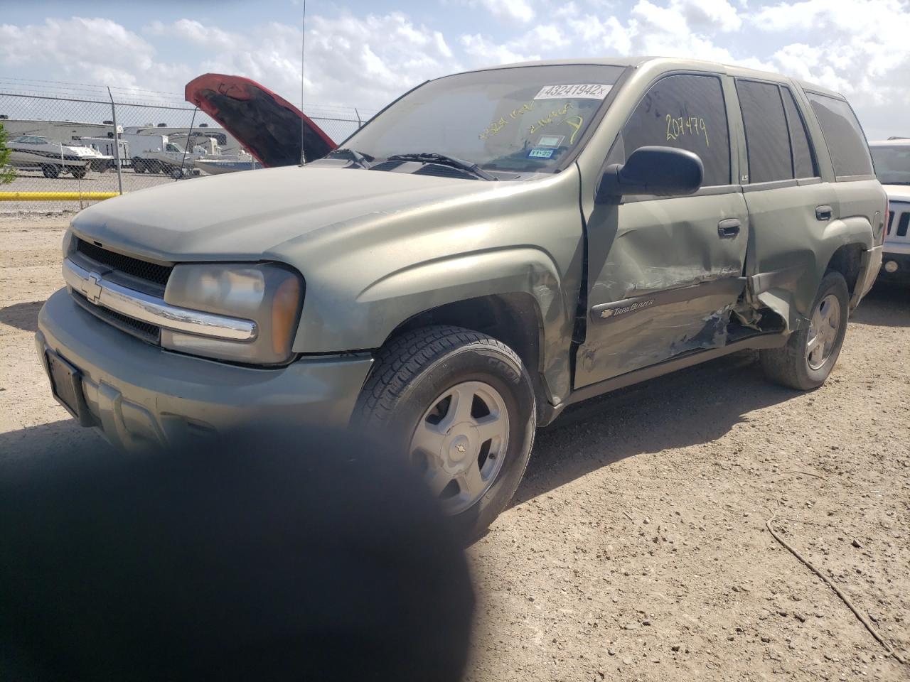 Photo 2 from auction – 2003 CHEVROLET TRAILBLAZE with VIN 1GNDS13S332216469