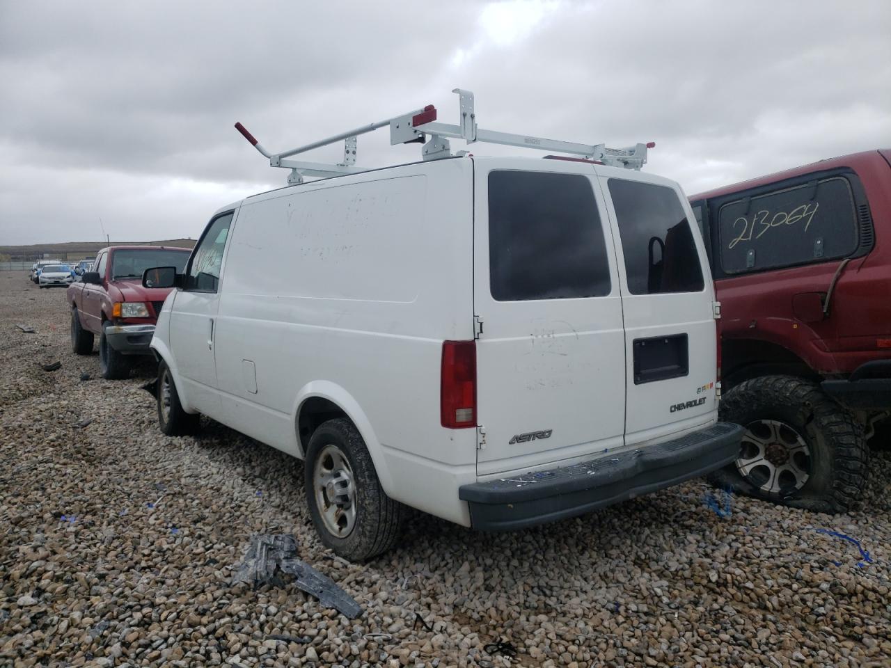 Photo 3 from auction – 2005 CHEVROLET ASTRO with VIN 1GCDM19X25B108305