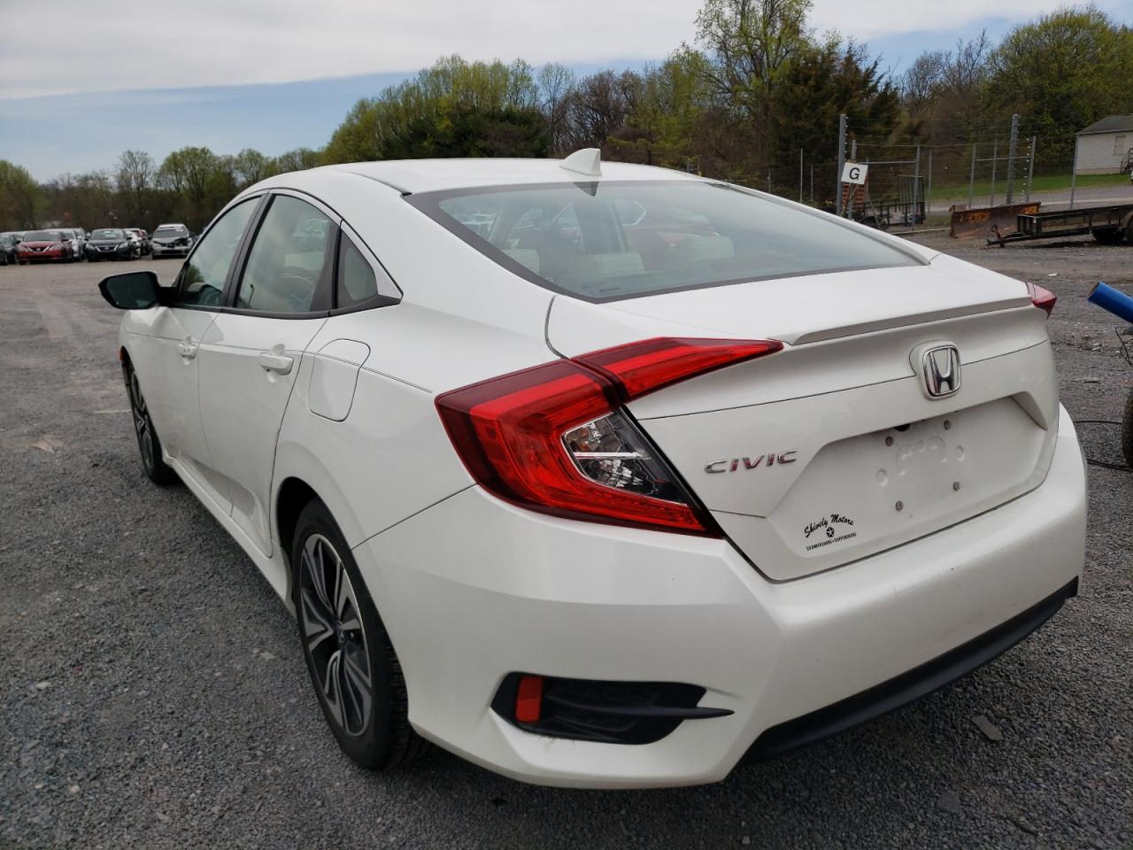 Photo 3 from auction – 2016 HONDA CIVIC EX with VIN 19XFC1F33GE217438