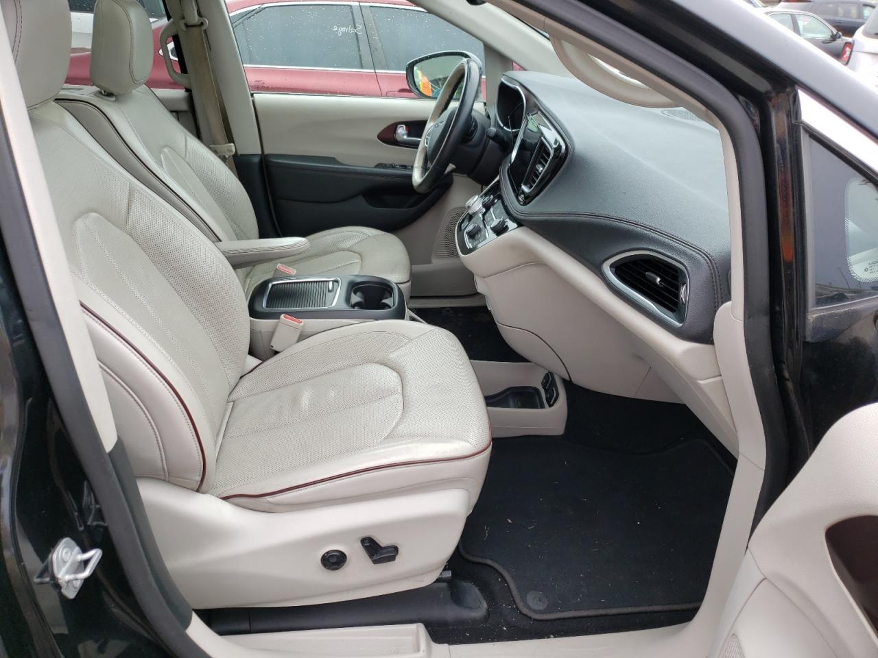 Photo 5 from auction – 2018 CHRYSLER PACIFICA L with VIN 2C4RC1GG5JR229188