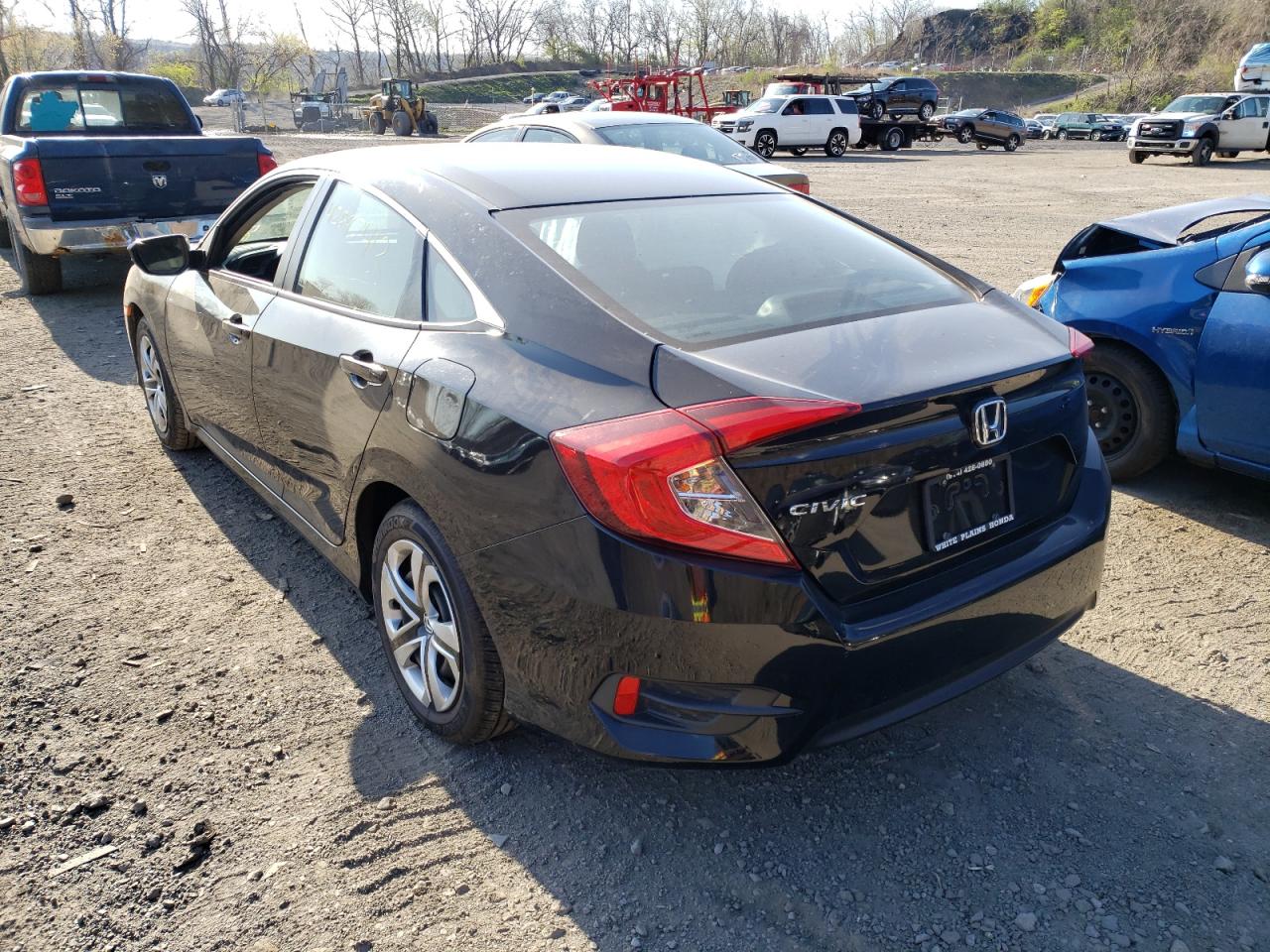 Photo 3 from auction – 2017 HONDA CIVIC LX with VIN 2HGFC2F56HH514783
