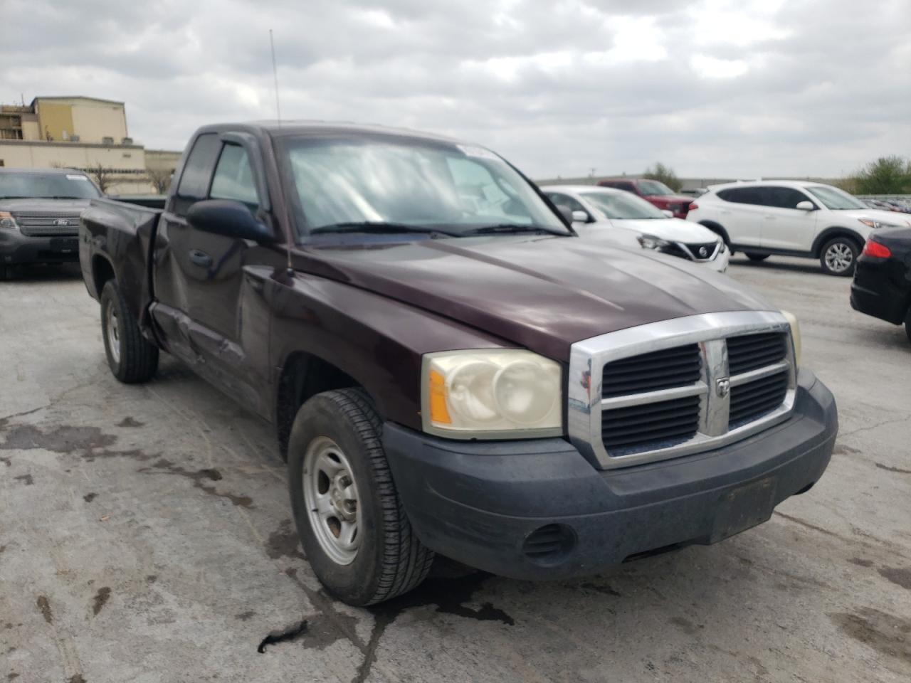 DODGE DAKOTA ST 2005 with VIN 1D7HW22K05S279091 - Photo from auction