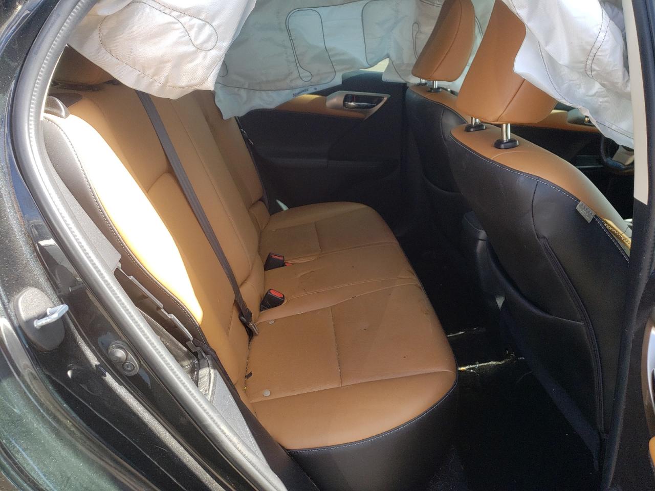 Photo 6 from auction – 2017 LEXUS CT 200 with VIN JTHKD5BH1H2292740