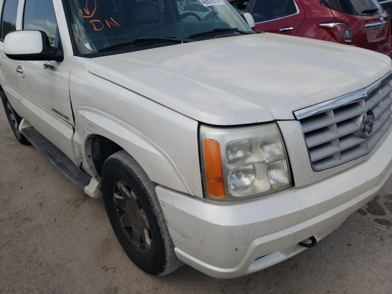 Photo 9 from auction – 2002 CADILLAC ESCALADE L with VIN 1GYEK63N12R196405