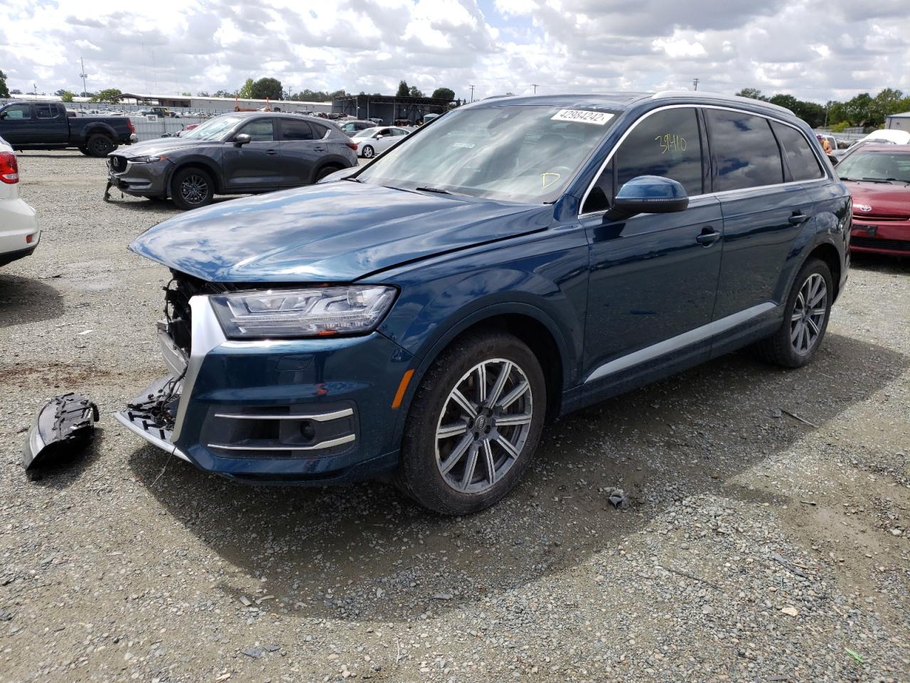 Photo 2 from auction – 2018 AUDI Q7 PREMIUM with VIN WA1LAAF78JD030615