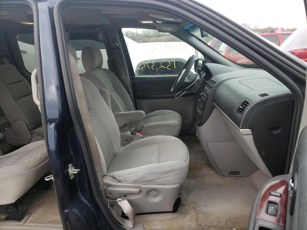 Photo 5 from auction – 2005 CHEVROLET UPLANDER with VIN 1GNDV03L85D256791