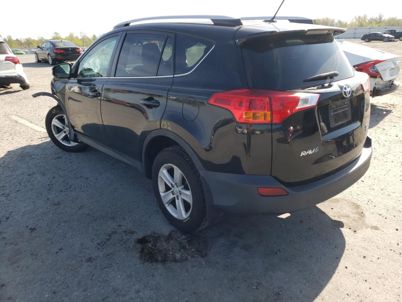 Photo 3 from auction – 2014 TOYOTA RAV4 XLE with VIN 2T3RFREVXEW195865