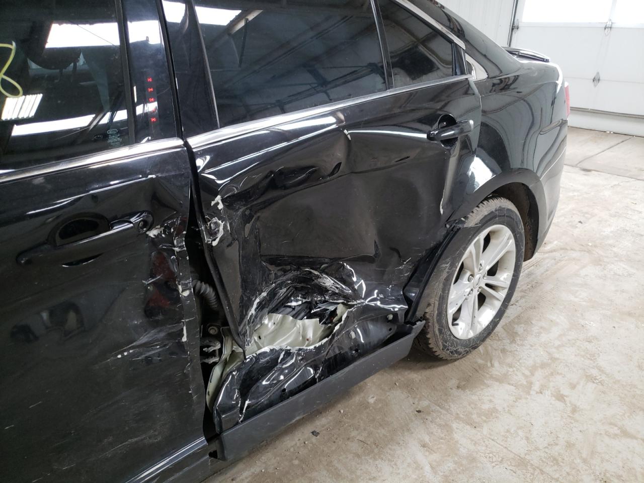 Photo 19 from auction – 2016 FORD TAURUS SEL with VIN 1FAHP2E81GG140848