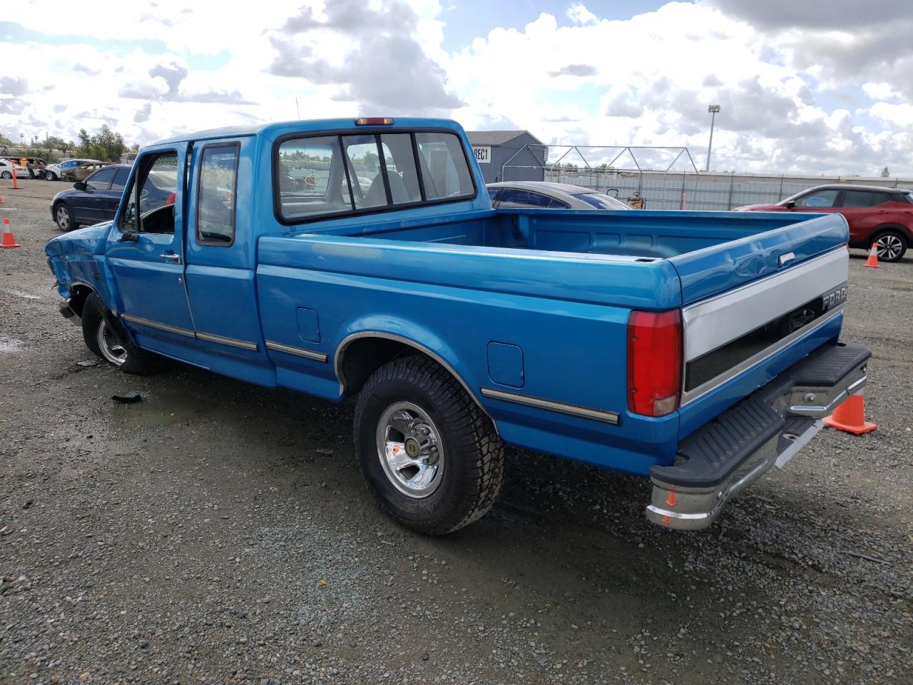 Photo 3 from auction – 1995 FORD F150 with VIN 1FTEX15N9SKB08037