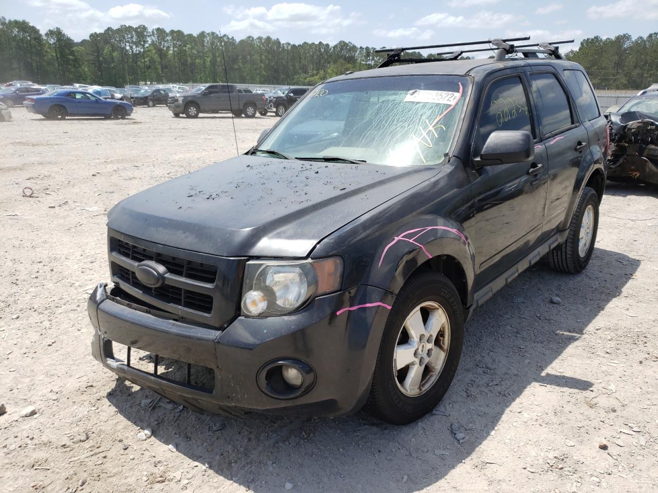 Photo 2 from auction – 2011 FORD ESCAPE XLT with VIN 1FMCU0D75BKB19318