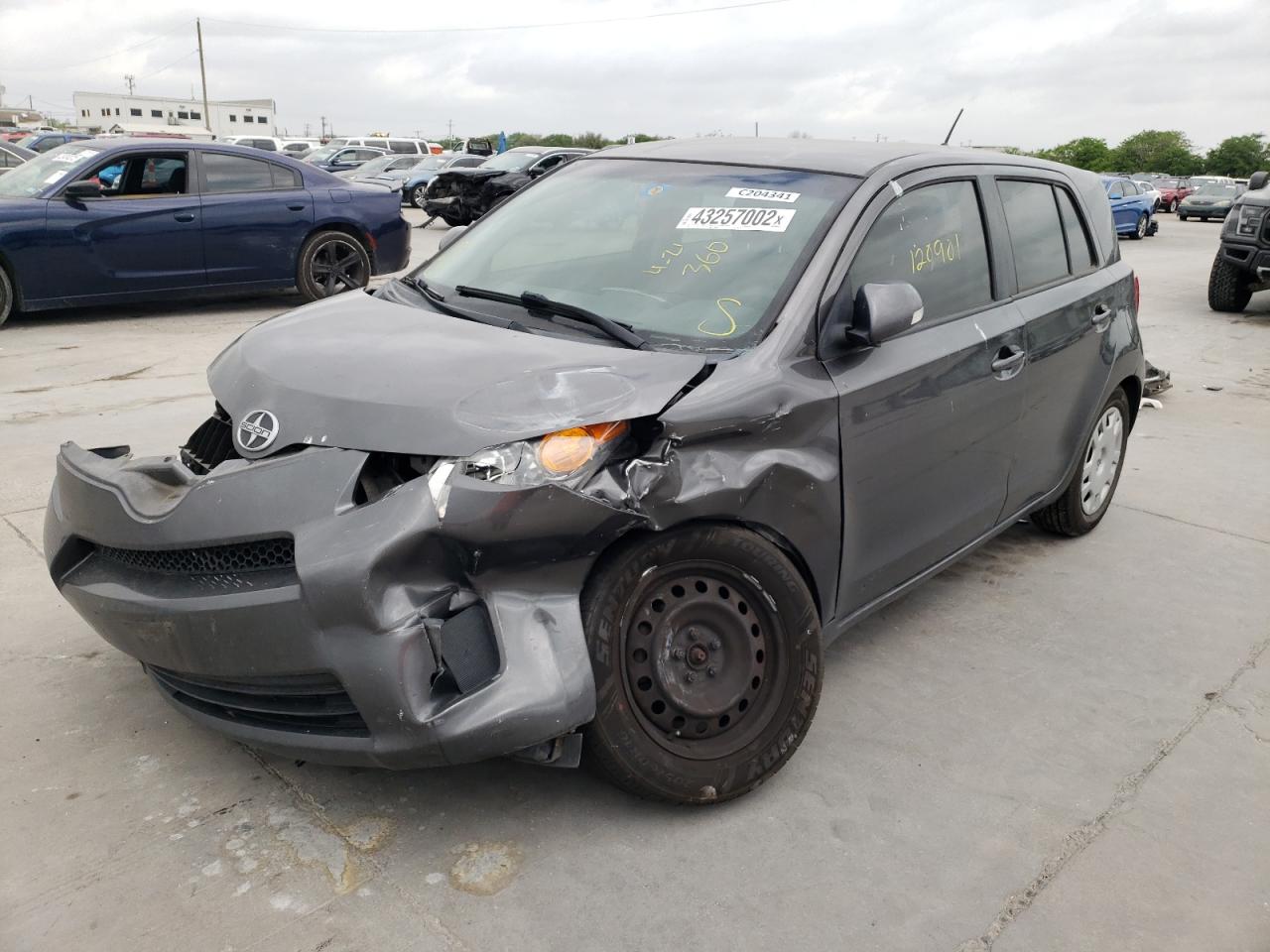 Photo 2 from auction – 2014 TOYOTA SCION XD with VIN JTKKUPB43E1040380