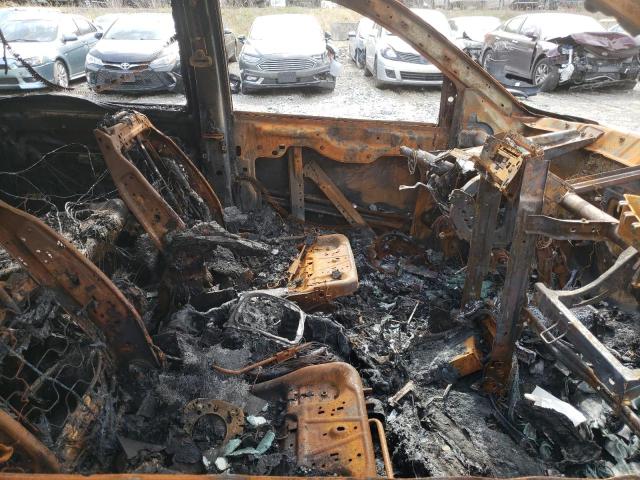 Photo 5 from auction – 2016 CHRYSLER TOWN & COU with VIN 2C4RC1HG9GR150064