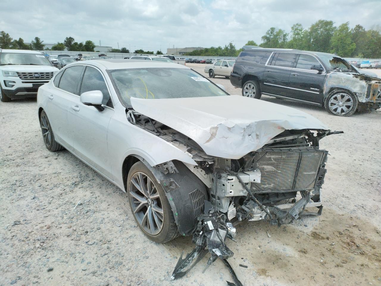 VOLVO S90 T5 MOM 2018 with VIN LVY982MK6JP007124 - Photo from auction