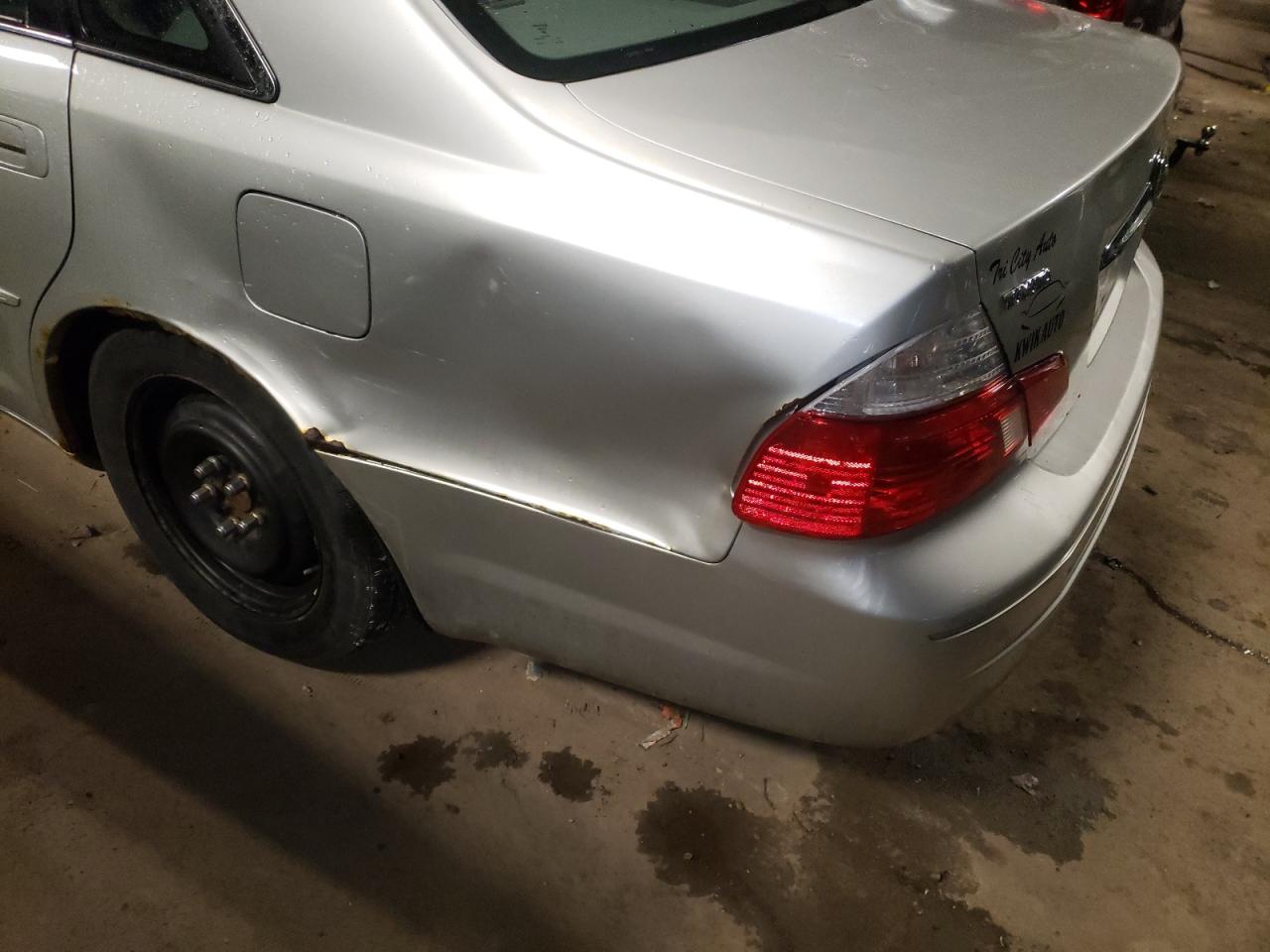 Photo 9 from auction – 2003 TOYOTA AVALON XL with VIN 4T1BF28B63U297647