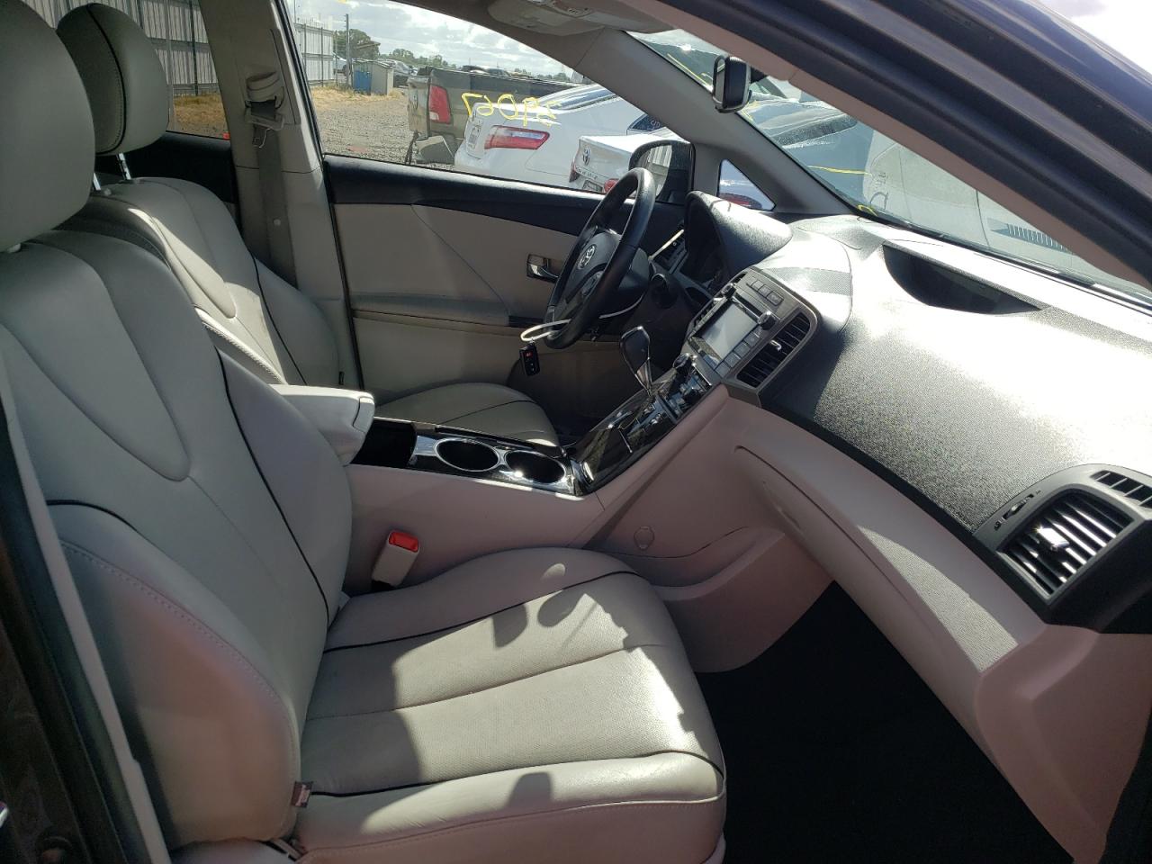 Photo 5 from auction – 2015 TOYOTA VENZA LE with VIN 4T3ZK3BB6FU073797