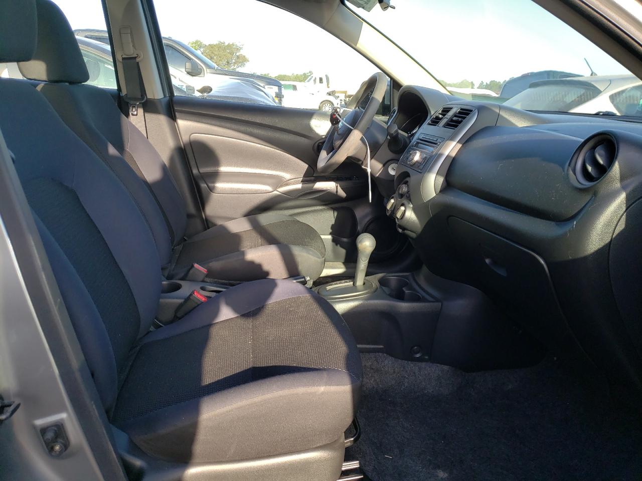 Photo 5 from auction – 2012 NISSAN VERSA S with VIN 3N1CN7AP4CL909372