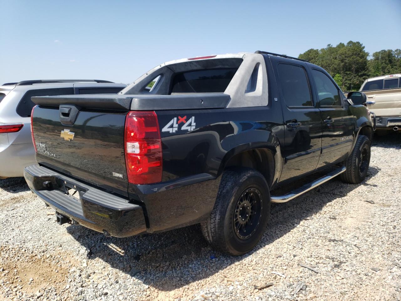 Photo 4 from auction – 2007 CHEVROLET AVALANCHE with VIN 3GNFK12307G157865