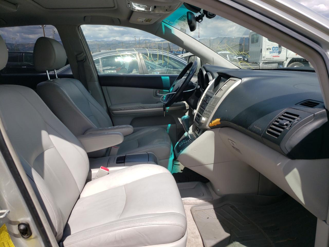 Photo 5 from auction – 2006 LEXUS RX 400 with VIN JTJHW31U560006516