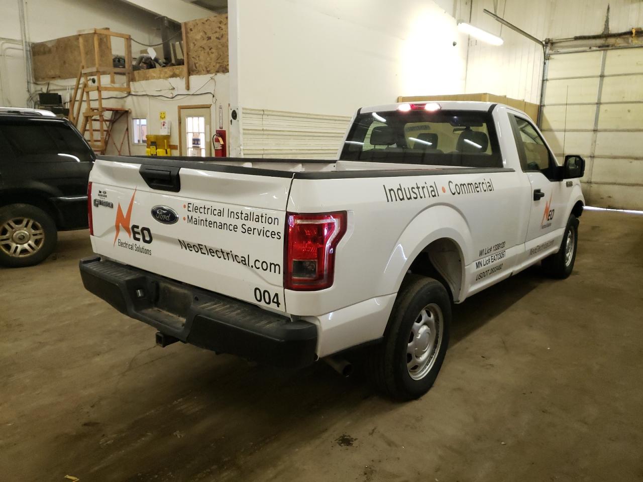 Photo 4 from auction – 2017 FORD F150 with VIN 1FTMF1C83HKD82340