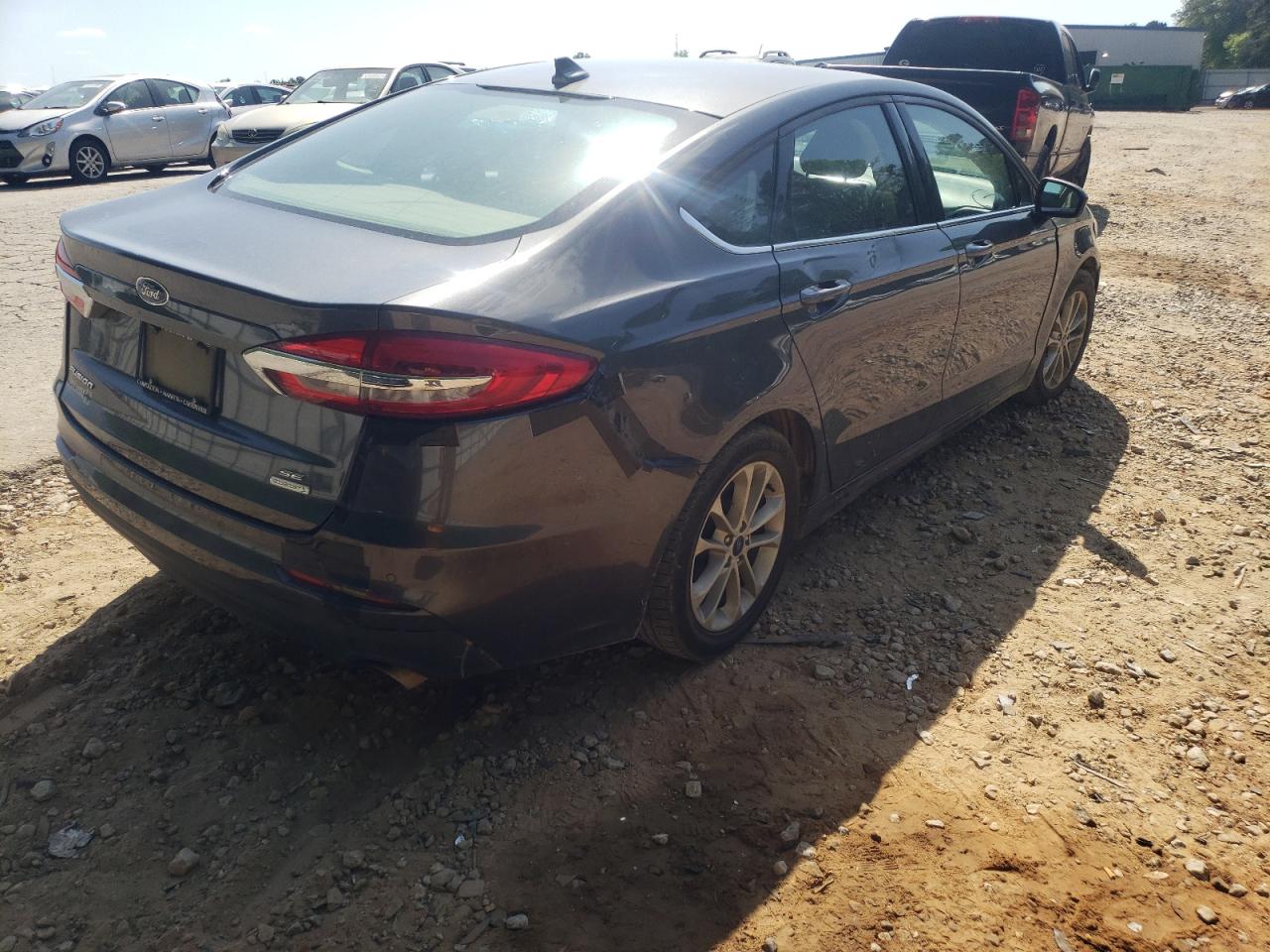 Photo 4 from auction – 2019 FORD FUSION SE with VIN 3FA6P0HD5KR146612