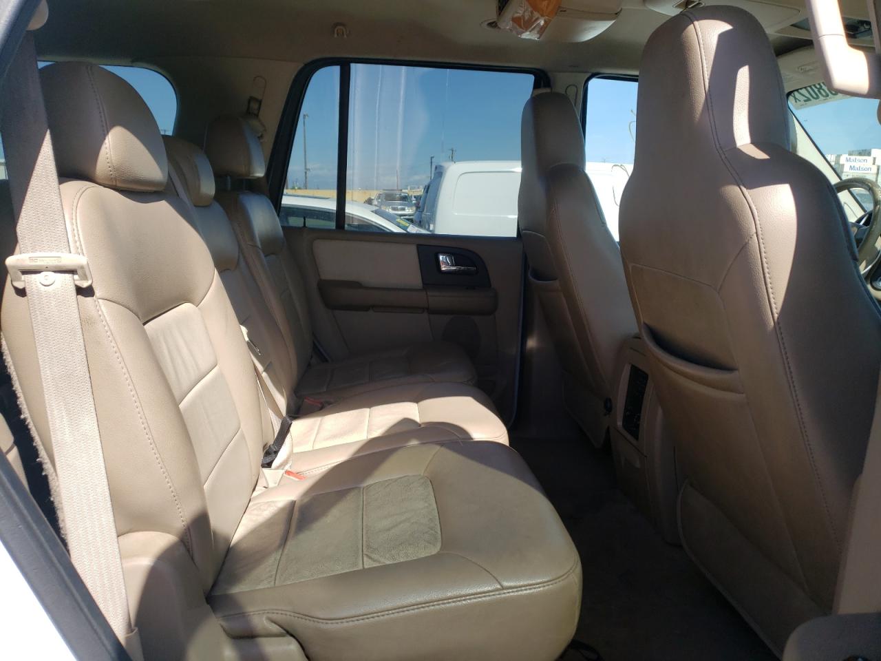 Photo 6 from auction – 2006 FORD EXPEDITION with VIN 1FMFU17516LA94964