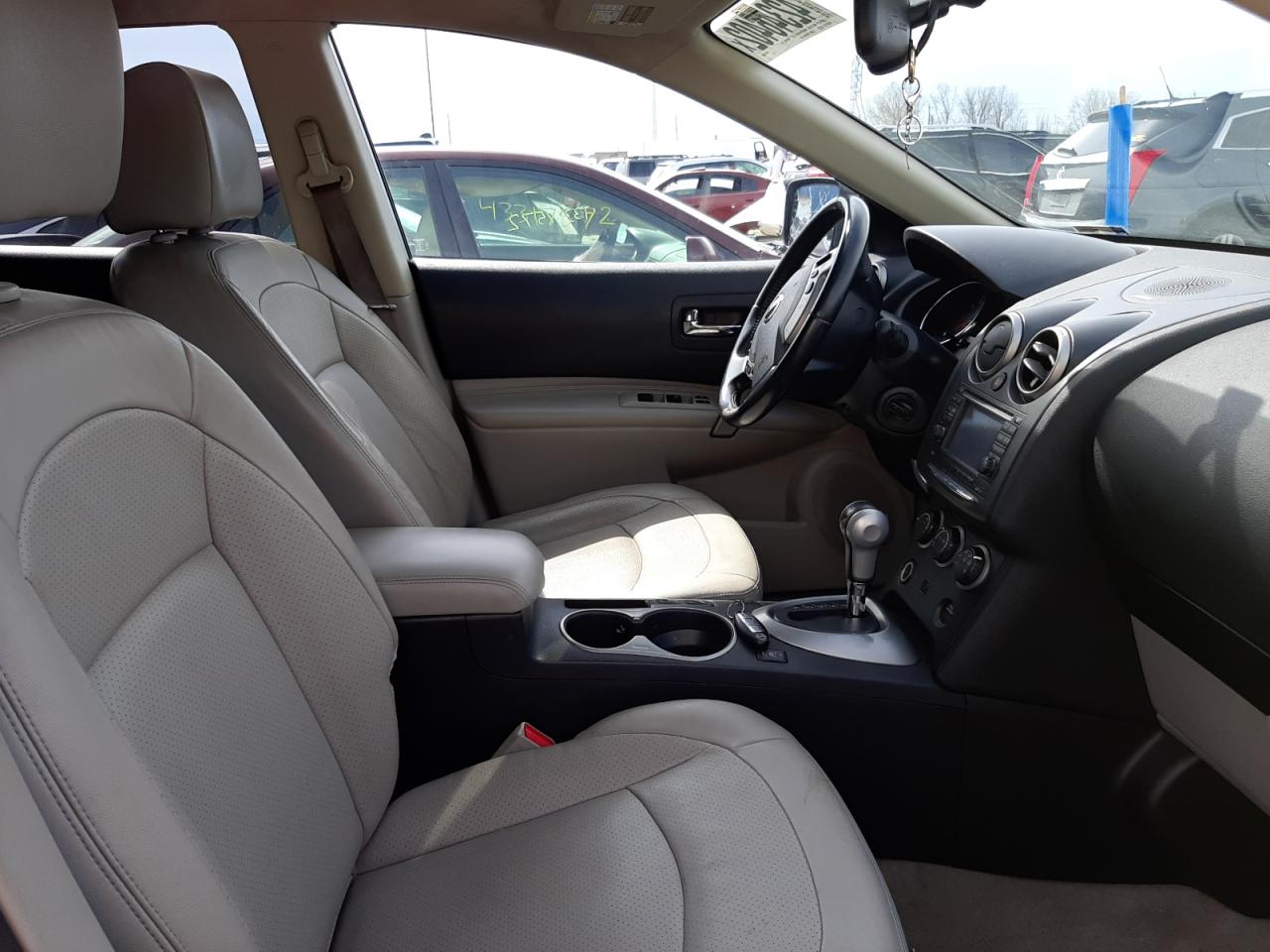 Photo 5 from auction – 2012 NISSAN ROGUE S with VIN JN8AS5MTXCW253686