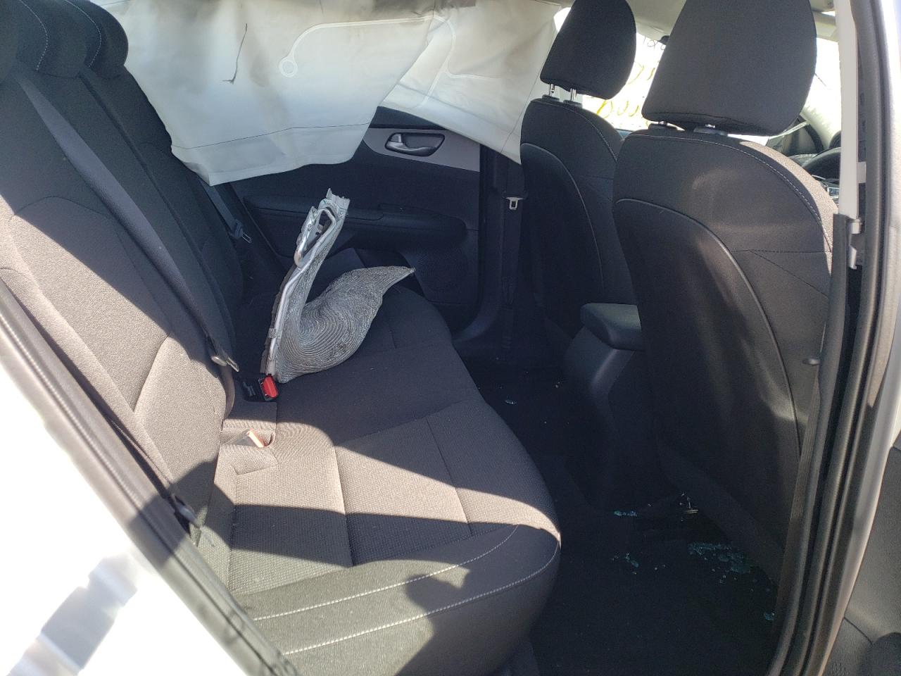 Photo 6 from auction – 2021 KIA FORTE FE with VIN 3KPF24AD3ME350927
