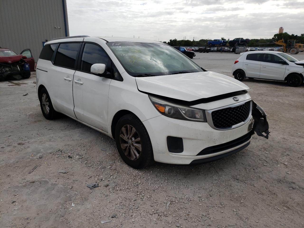 Photo 1 from auction – 2015 KIA SEDONA LX with VIN KNDMB5C11F6044348