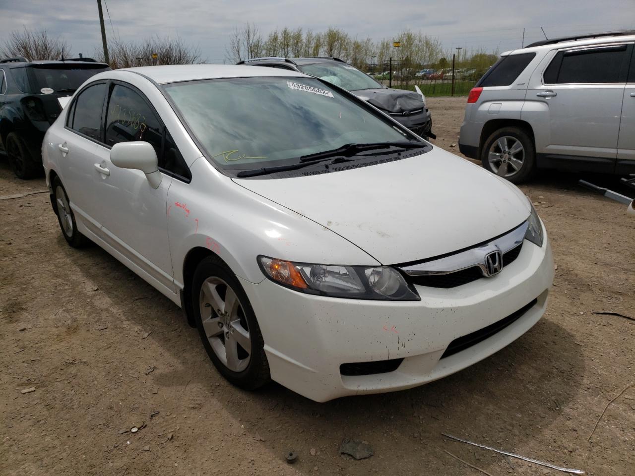 Photo 1 from auction – 2011 HONDA CIVIC LX-S with VIN 19XFA1F69BE031184