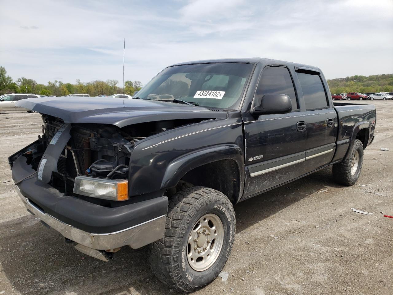 Photo 2 from auction – 2004 CHEVROLET SILVERADO with VIN 1GCGK23U34F103824
