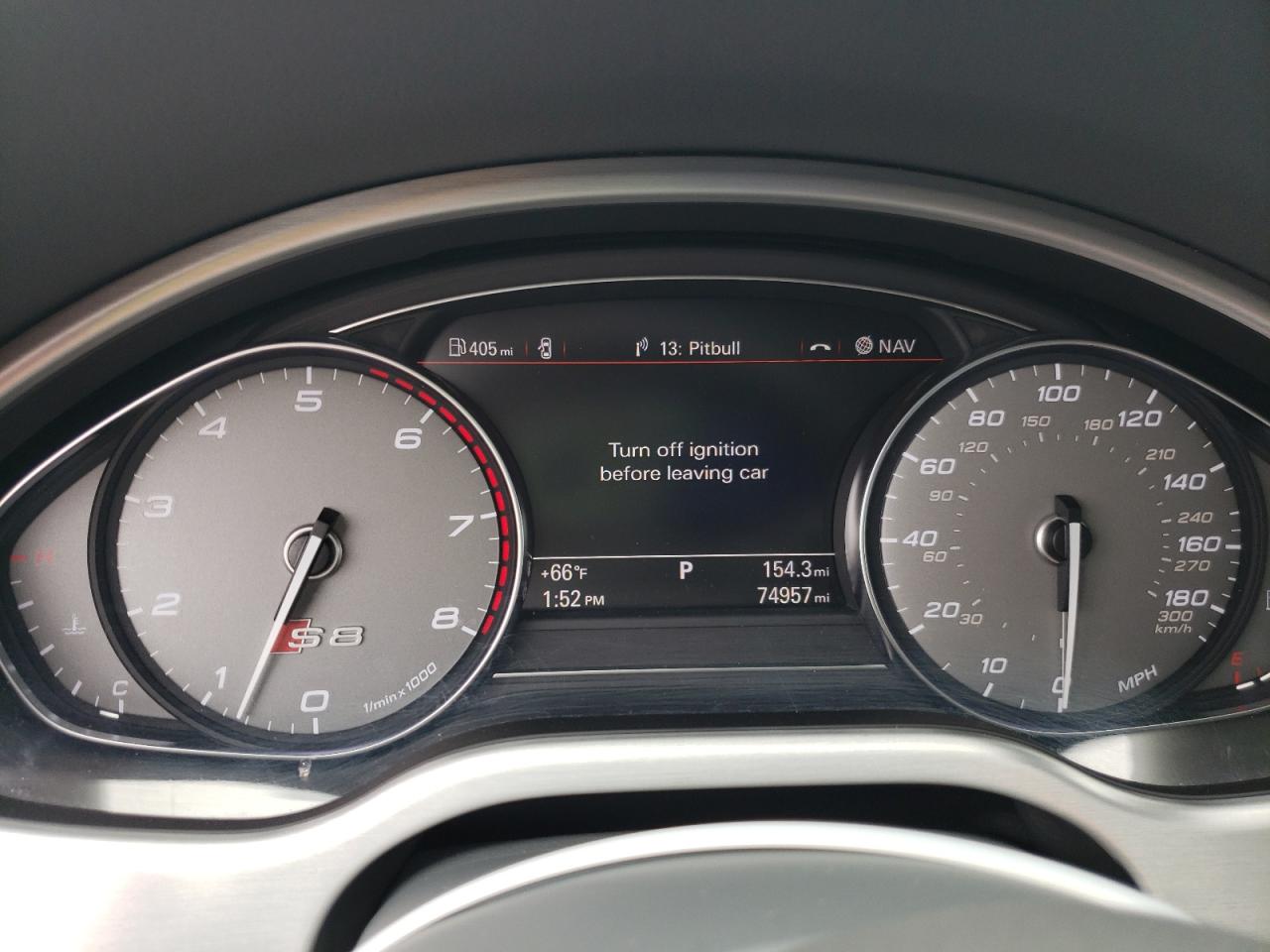 Photo 8 from auction – 2013 AUDI S8 QUATTRO with VIN WAUD2AFD4DN015618