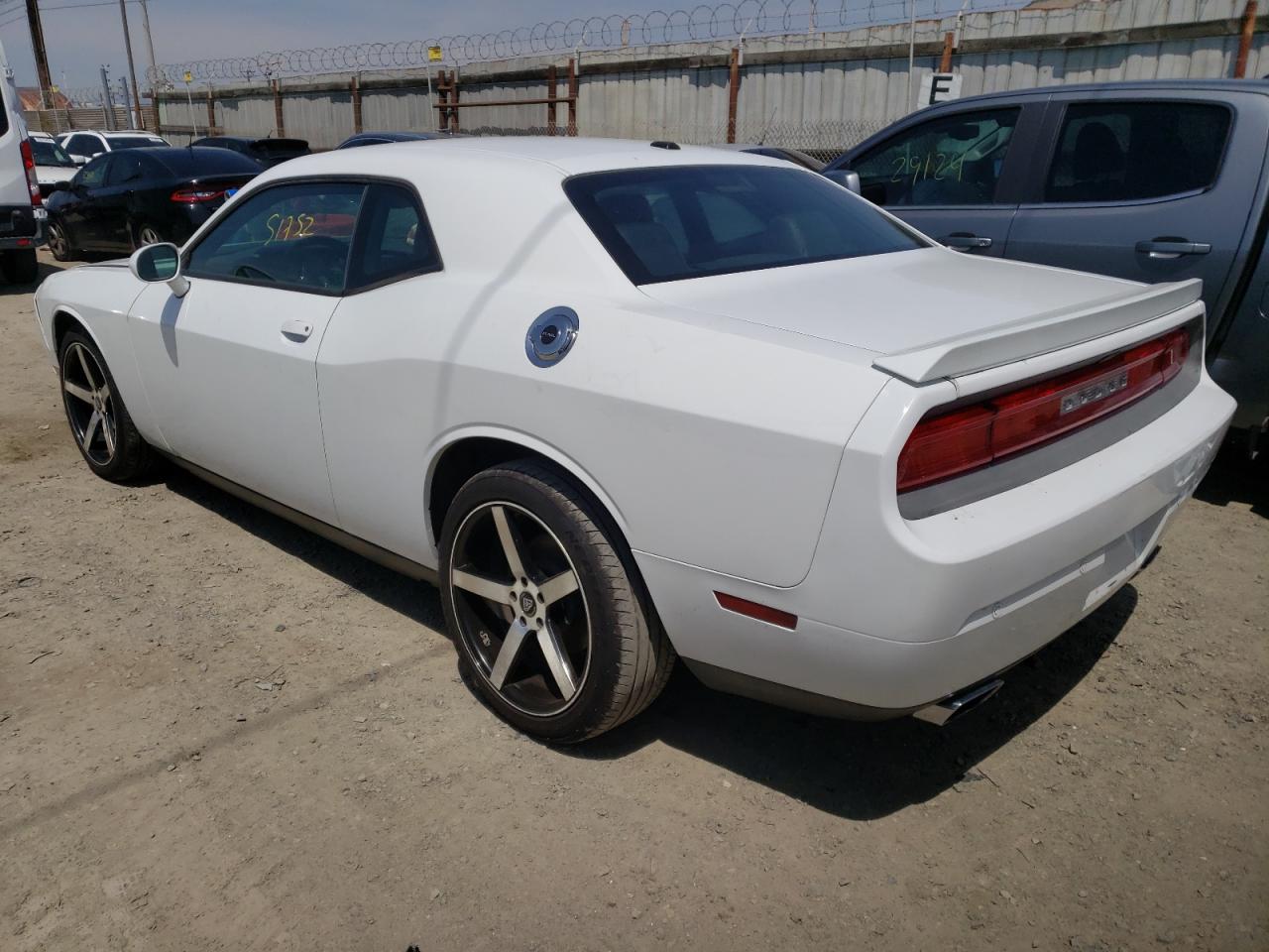Photo 3 from auction – 2013 DODGE CHALLENGER with VIN 2C3CDYBT7DH695607