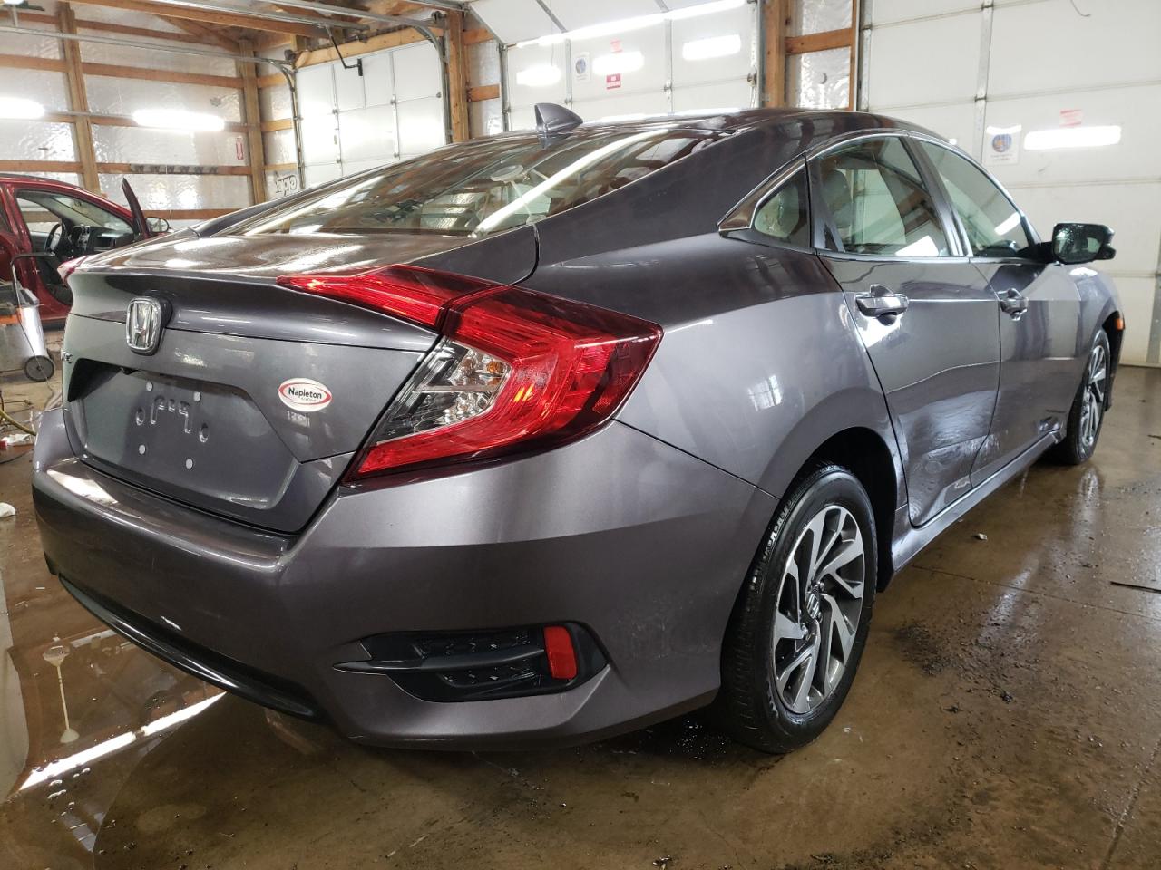 Photo 4 from auction – 2017 HONDA CIVIC EX with VIN 19XFC2F73HE081614