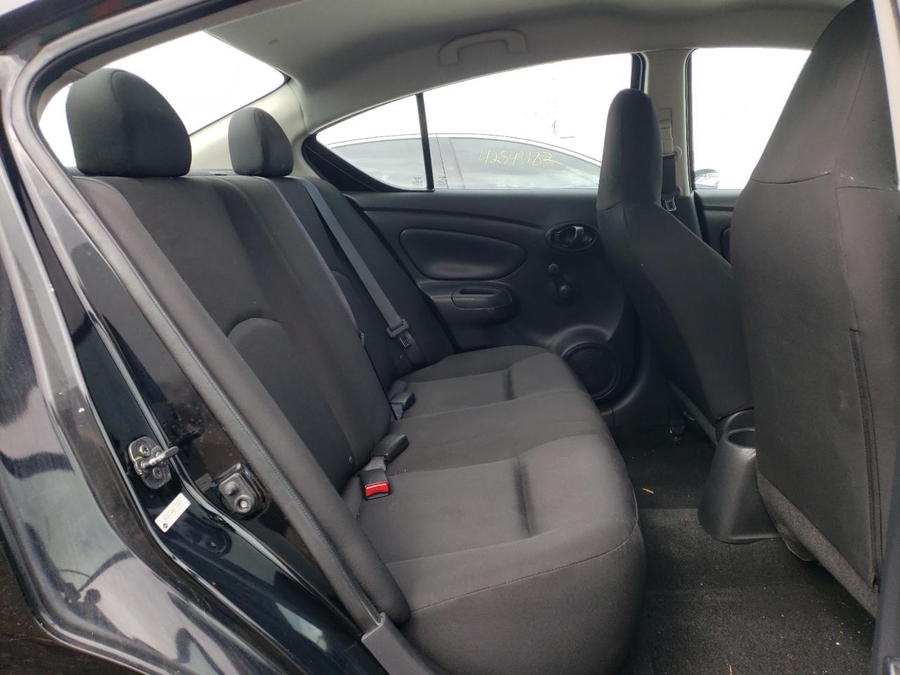 Photo 6 from auction – 2017 NISSAN VERSA S with VIN 3N1CN7AP4HL807867