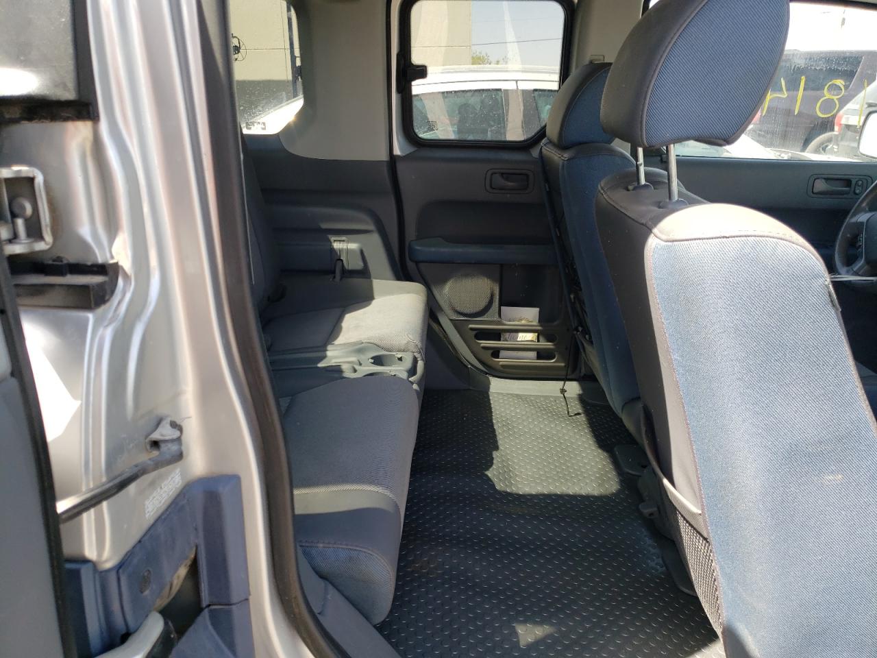 Photo 6 from auction – 2006 HONDA ELEMENT EX with VIN 5J6YH28696L025142