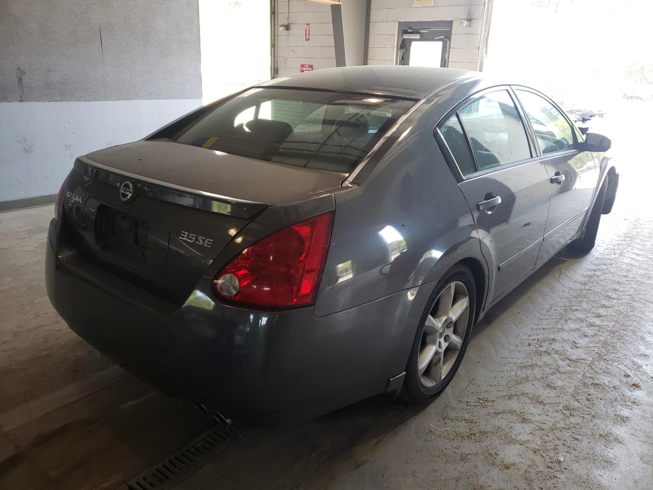Photo 4 from auction – 2004 NISSAN MAXIMA SE with VIN 1N4BA41E94C926723