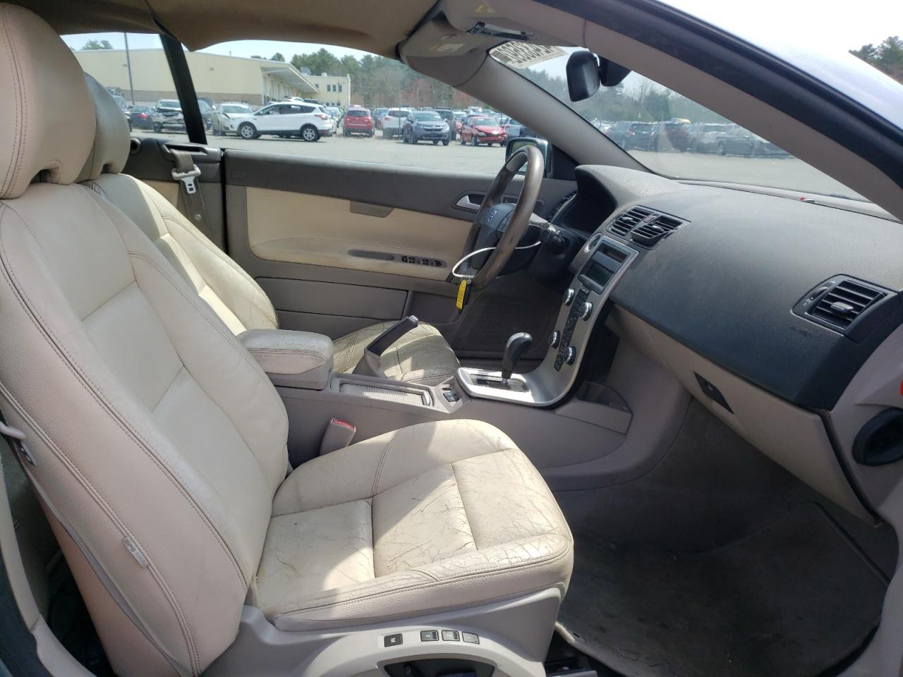 Photo 5 from auction – 2007 VOLVO C70 T5 with VIN YV1MC68237J026074