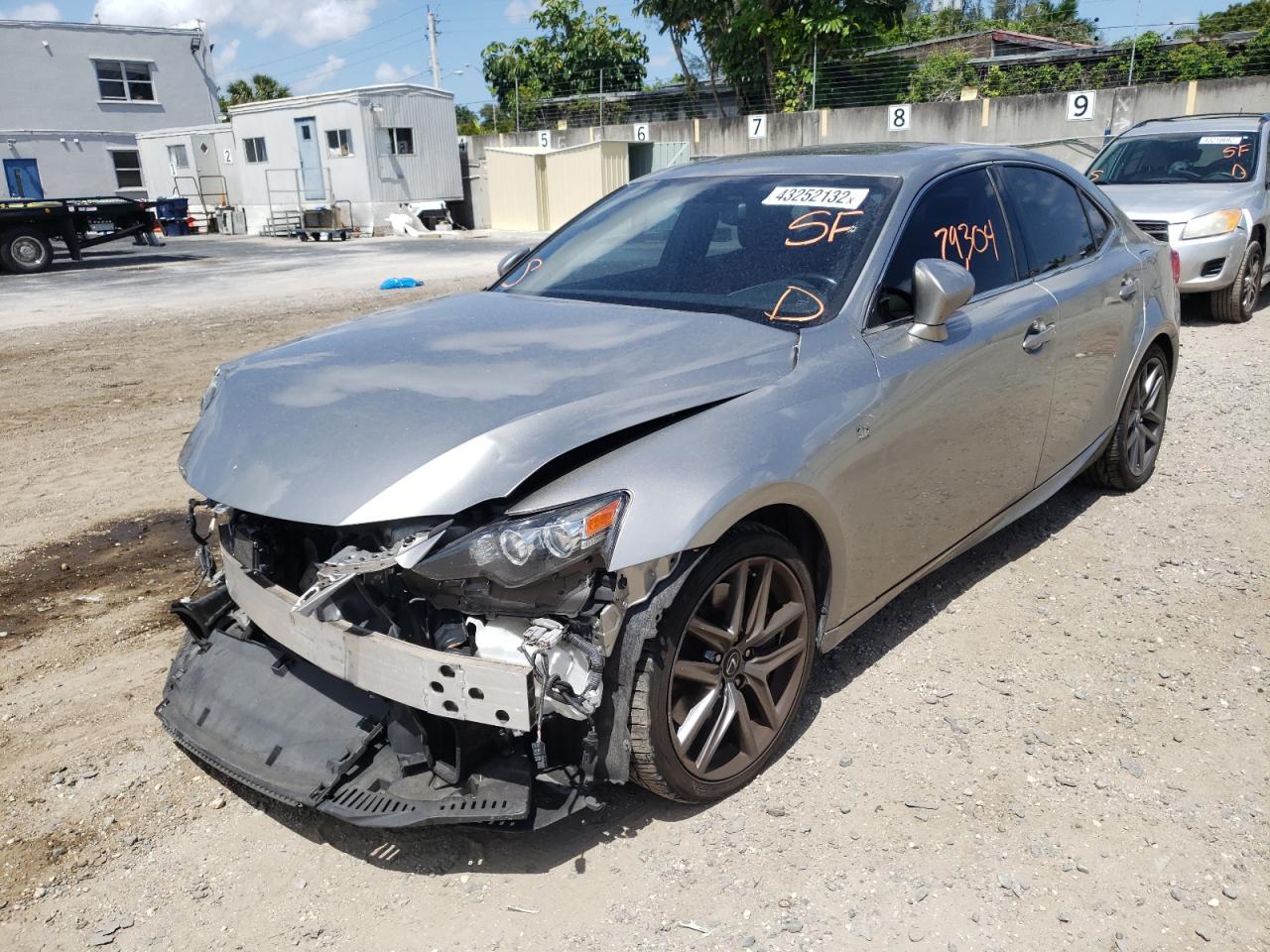 Photo 2 from auction – 2016 LEXUS IS 300 with VIN JTHCM1D24G5006429