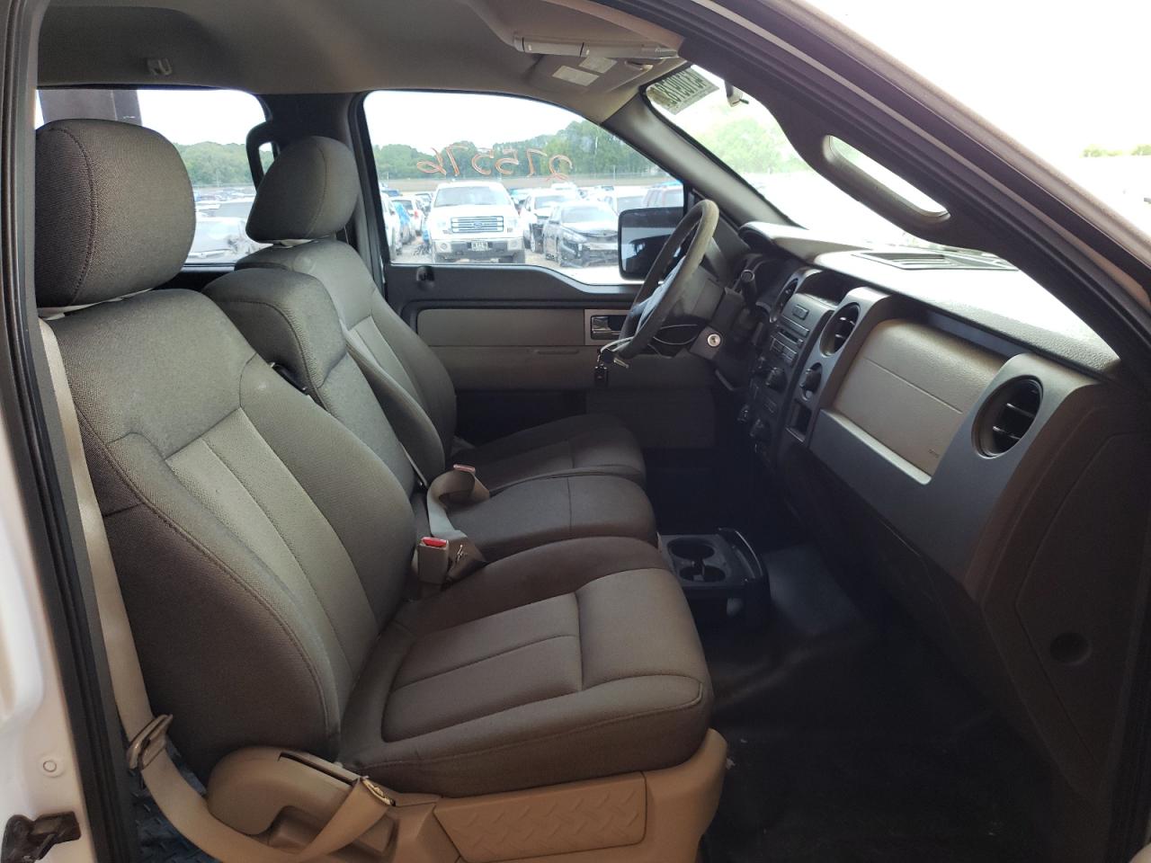 Photo 5 from auction – 2010 FORD F150 SUPER with VIN 1FTEW1C80AFC17459