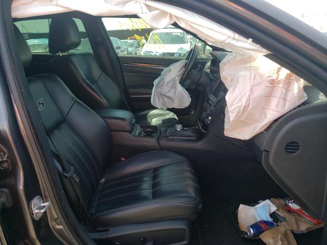 Photo 5 from auction – 2019 CHRYSLER 300 S with VIN 2C3CCABG1KH601134