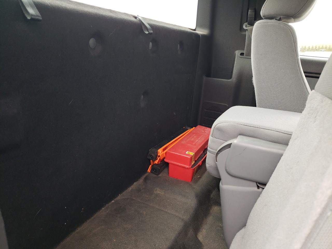 Photo 6 from auction – 2014 FORD F150 with VIN 1FTNF1CF8EKD84695