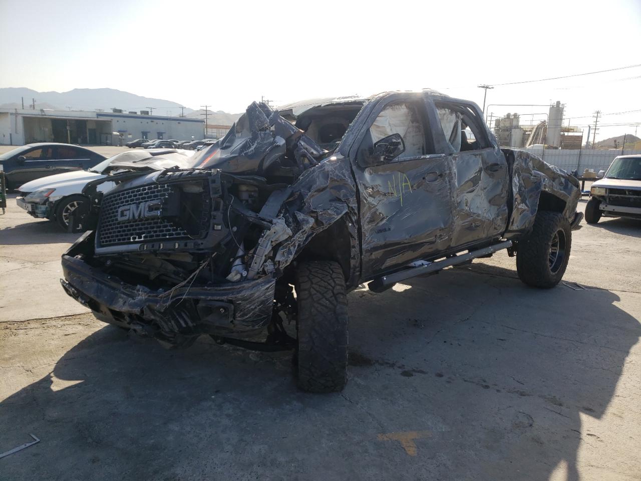 Photo 2 from auction – 2015 GMC SIERRA C15 with VIN 3GTP1WEC9FG394085
