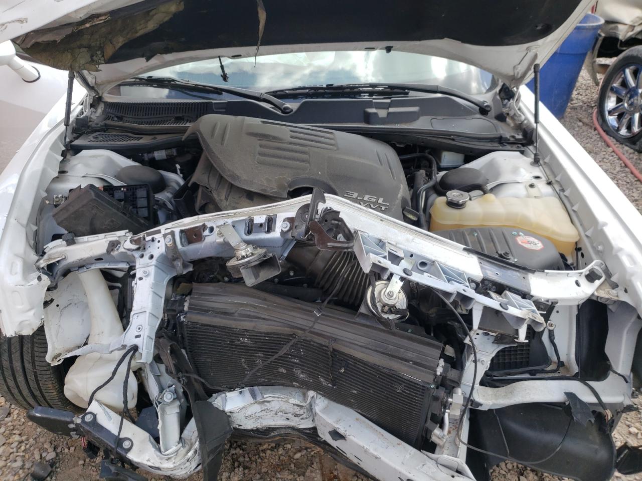 Photo 7 from auction – 2018 DODGE CHALLENGER with VIN 2C3CDZAG5JH228305